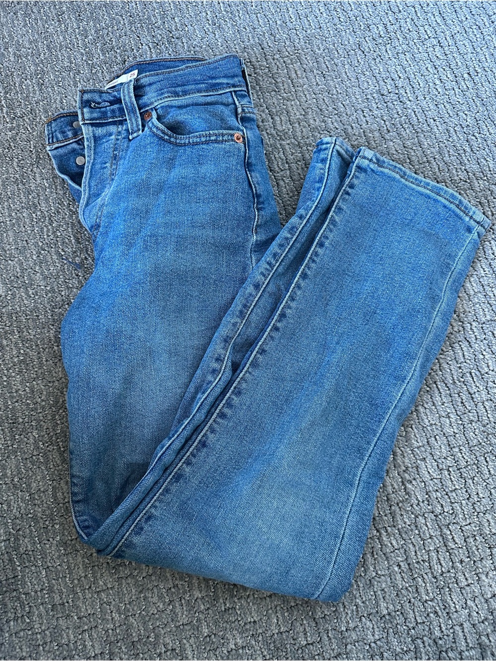 Levi's Medium Blue Wedgie Straight Women's Jeans